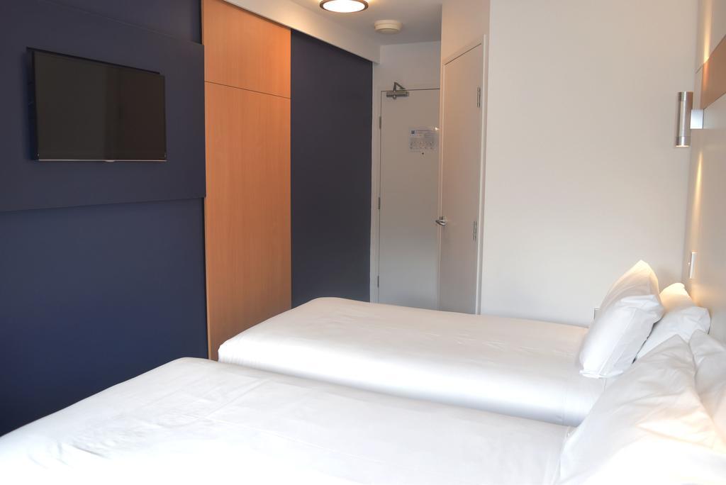 Ibis Budget - Gosford Buitenkant foto