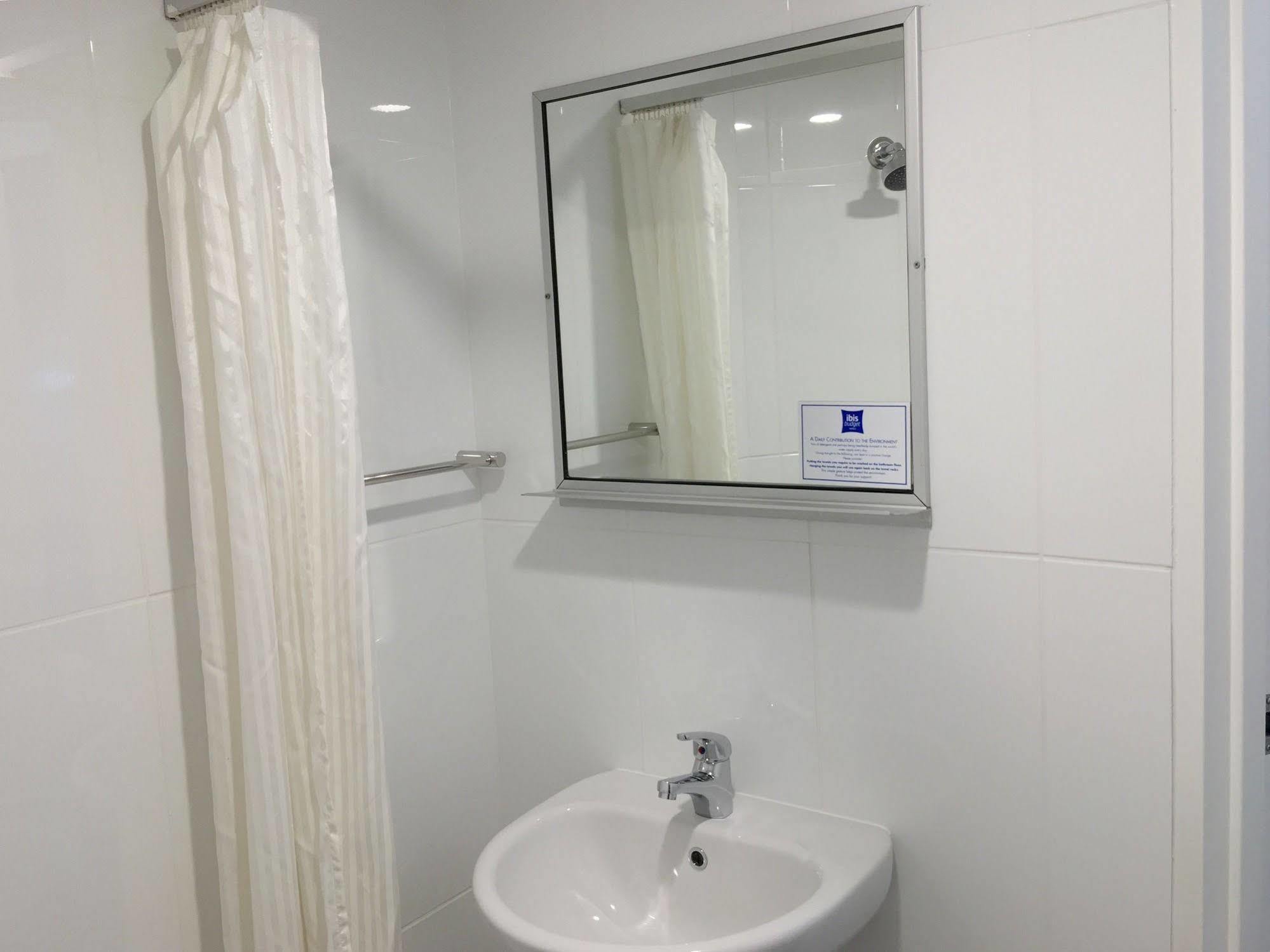 Ibis Budget - Gosford Buitenkant foto