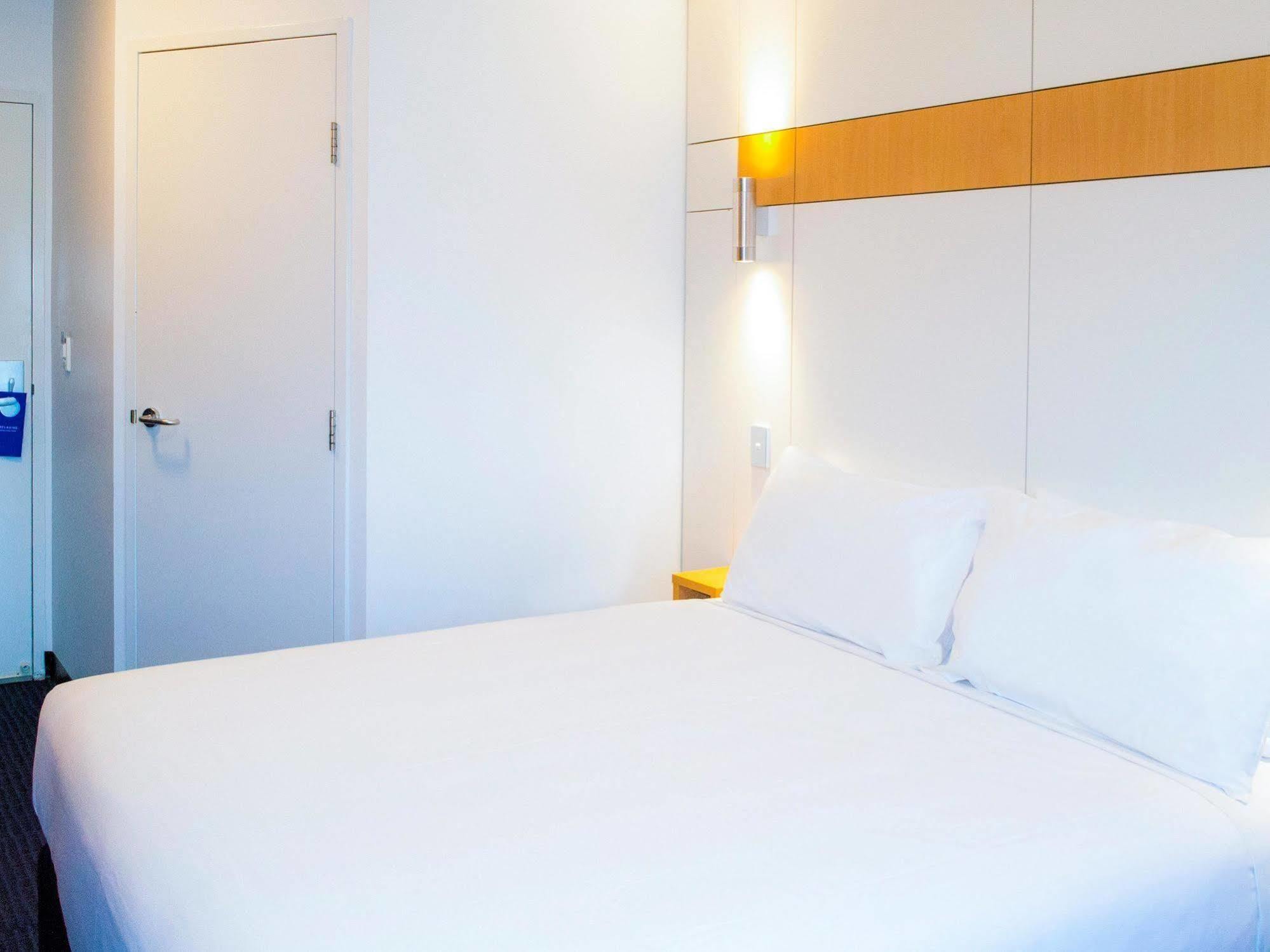 Ibis Budget - Gosford Buitenkant foto