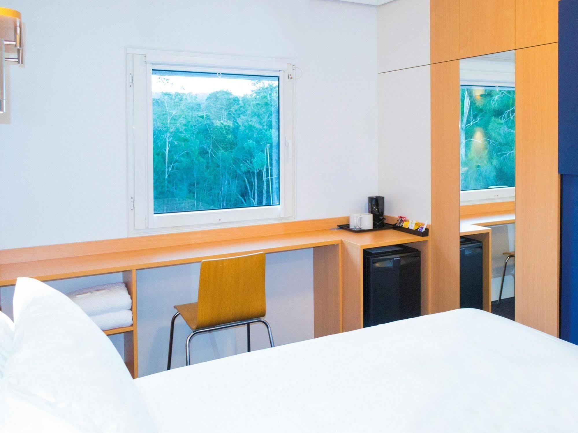 Ibis Budget - Gosford Buitenkant foto