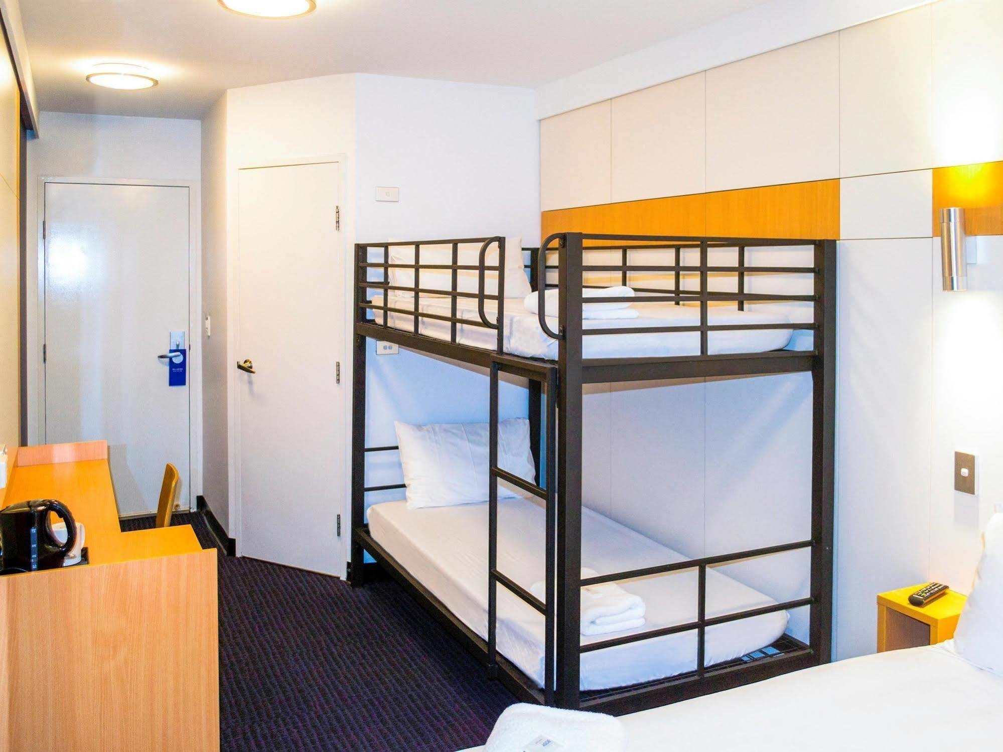Ibis Budget - Gosford Buitenkant foto